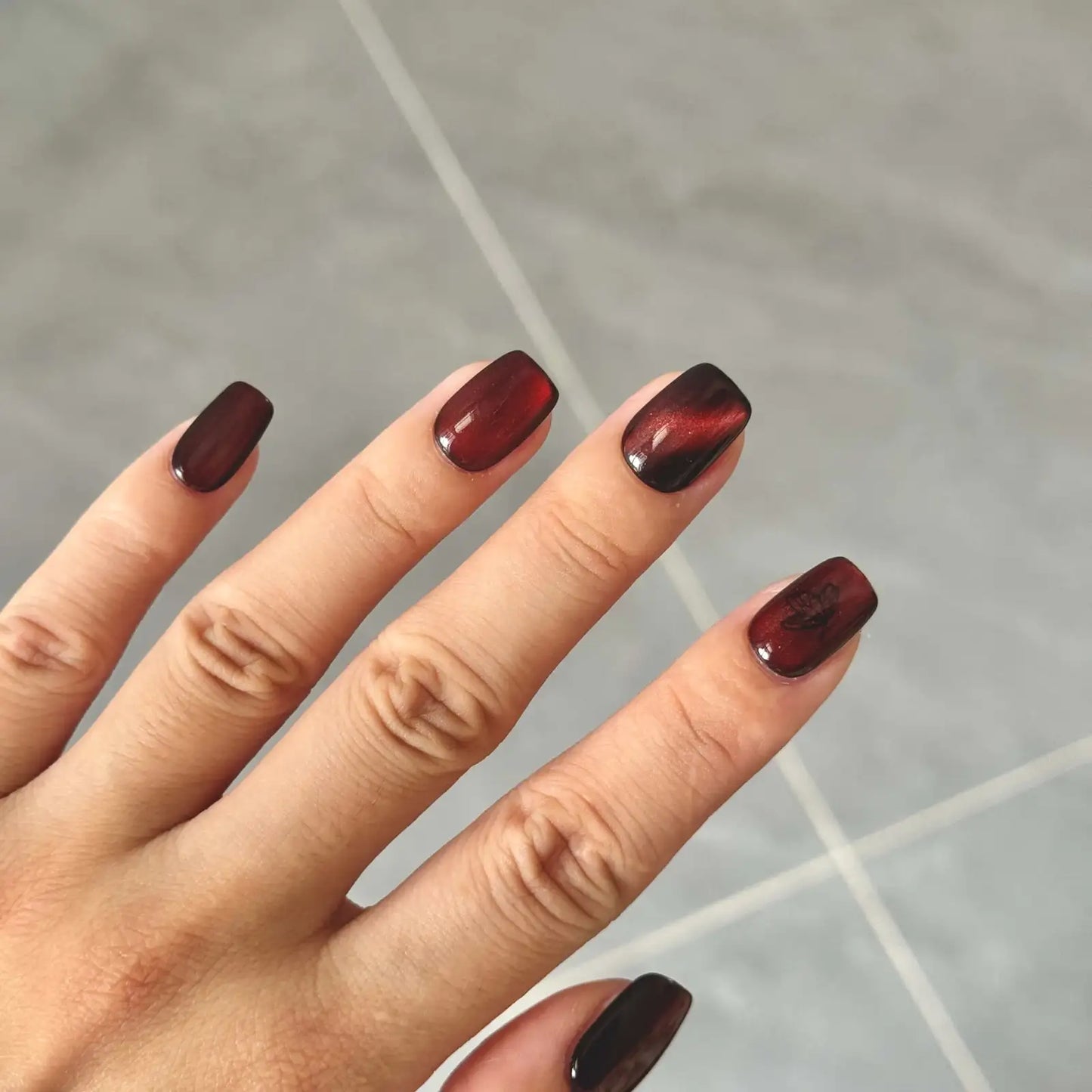 Dark Red Wine Cat Eye Square Press-On Nails – Handmade Magnetic Glossy False Nail Set